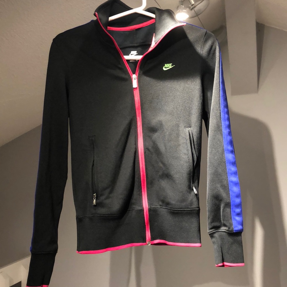 Retro Nike zip-up